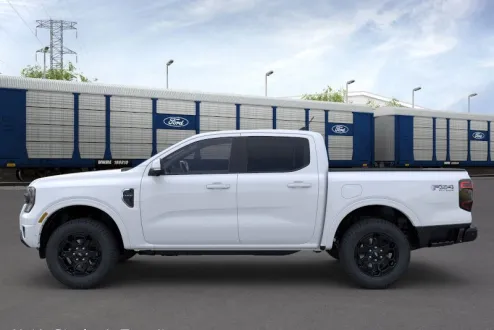2025 Ford Ranger Lariat photo 3