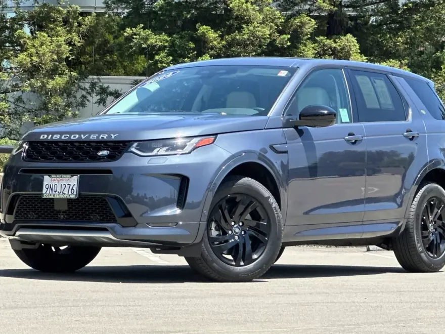 2024 Land Rover Discovery Sport S photo 1