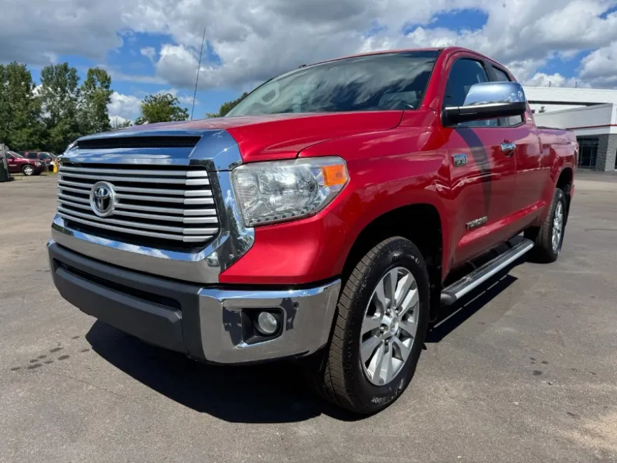 2016 Toyota Tundra Limited photo 1