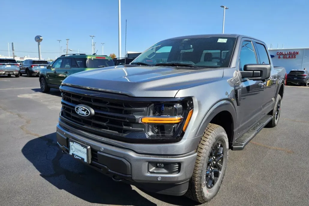 2025 Ford F-150 XLT photo 1