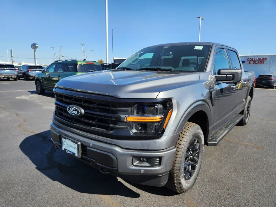 2025 Ford F-150 XLT photo 1