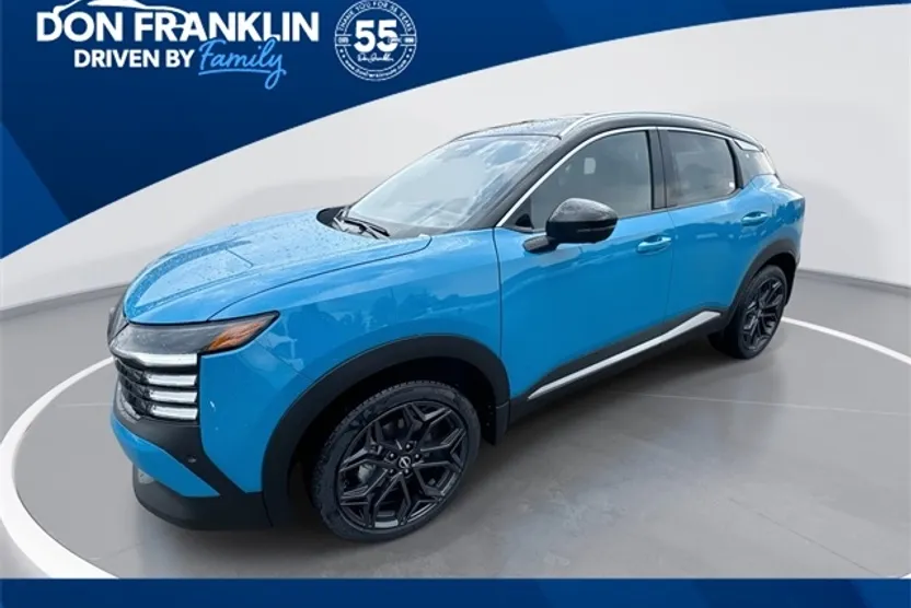 2025 Nissan Kicks SR photo 1
