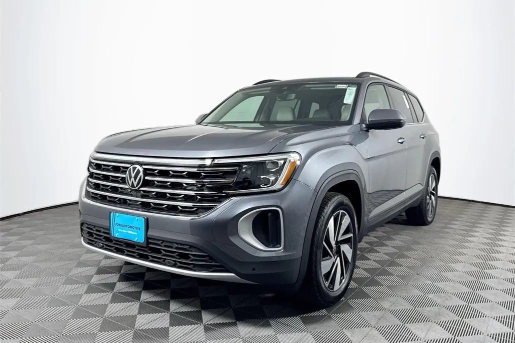 2025 Volkswagen Atlas SE Technology photo 1