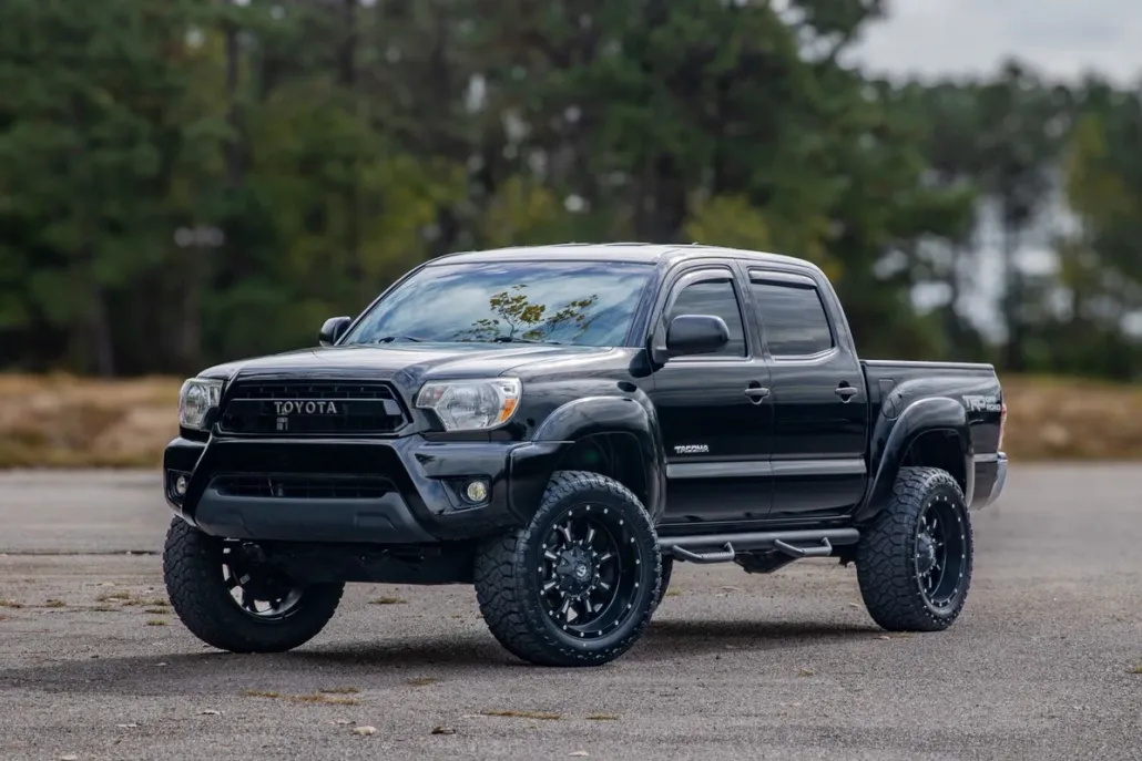 2015 Toyota Tacoma V6 photo 1