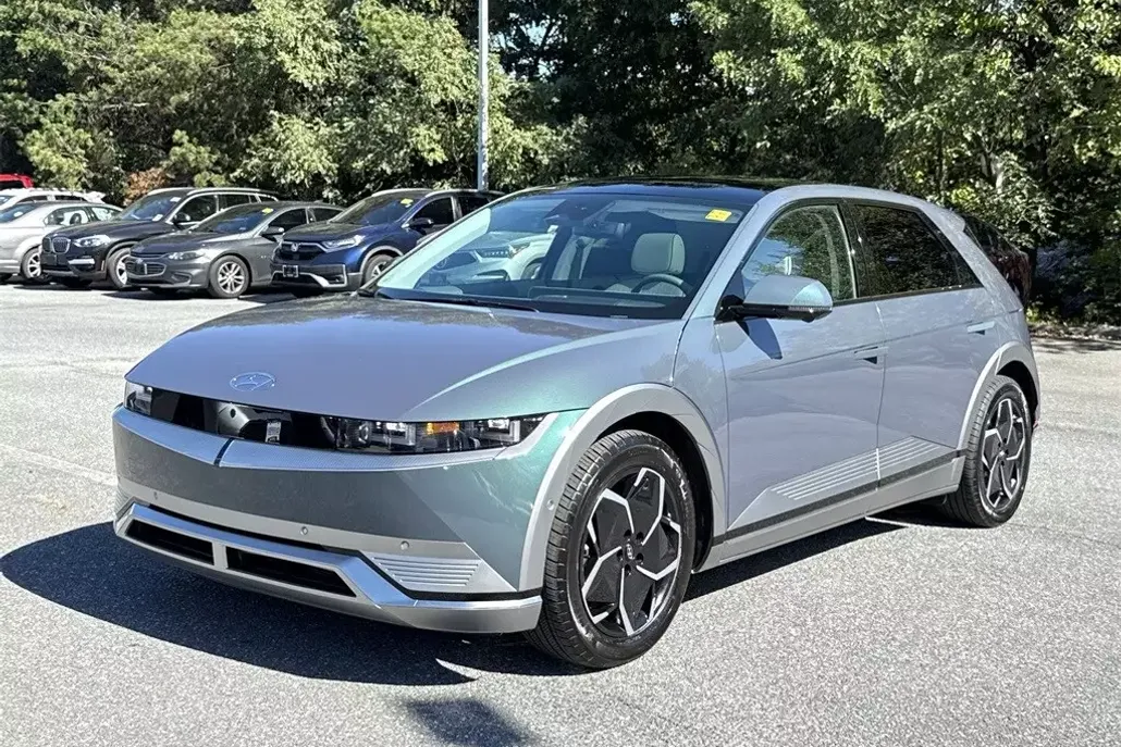 2024 Hyundai Ioniq 5 Limited photo 1