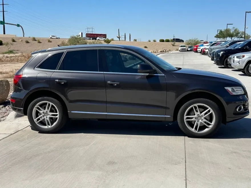2015 Audi Q5 2.0T Premium Plus photo 1