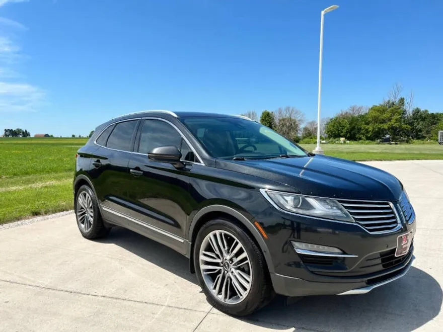 2015 Lincoln MKC Base photo 1