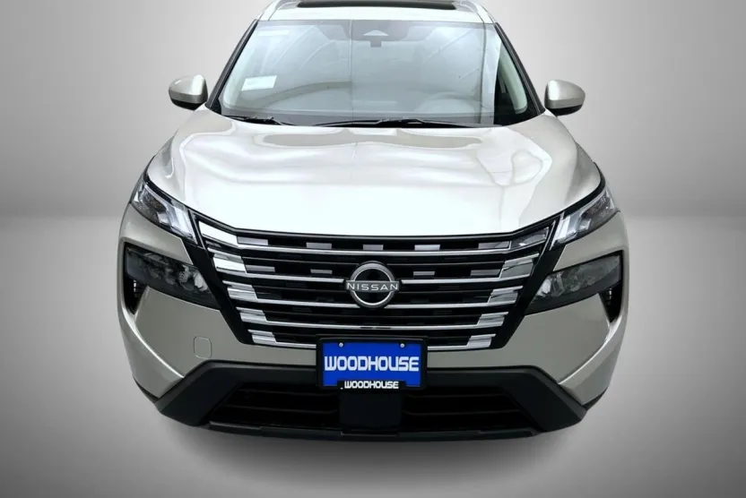 2026 Nissan Rogue SV photo 1