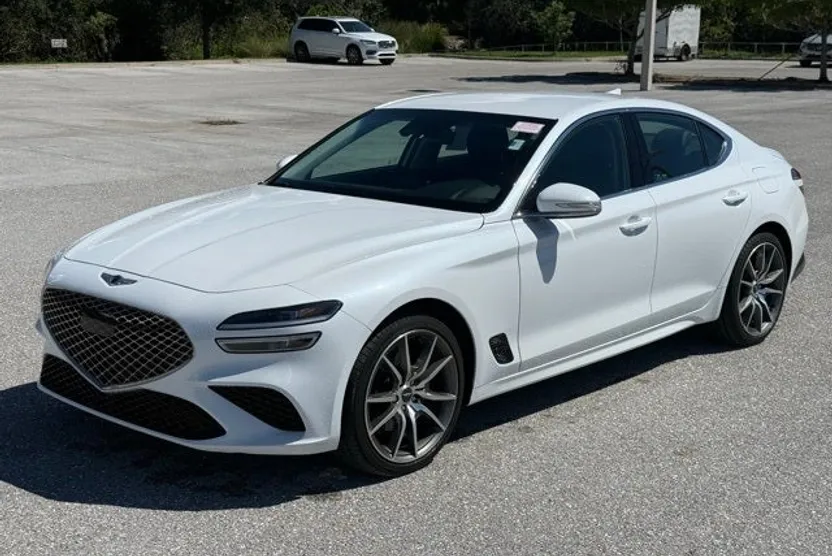 2023 Genesis G70 2.0T photo 1