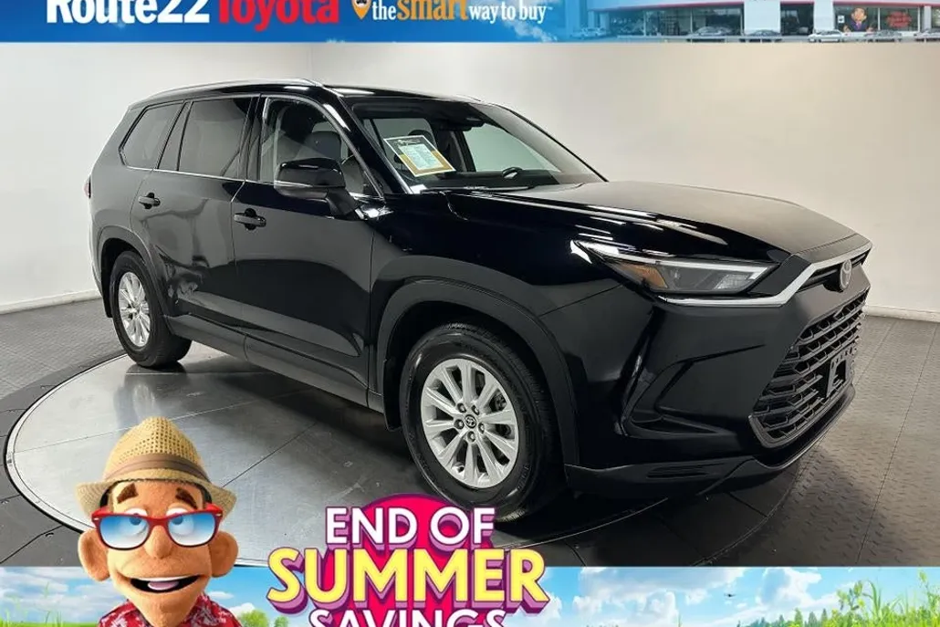 2024 Toyota Grand Highlander XLE photo 1