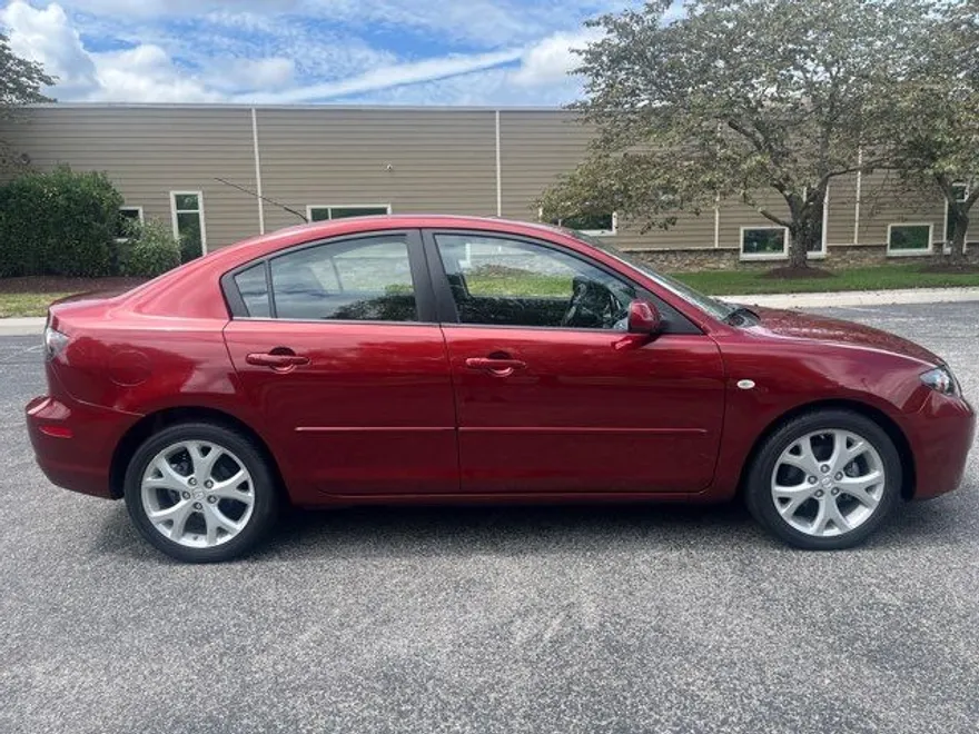 2009 Mazda Mazda3 Touring photo 1