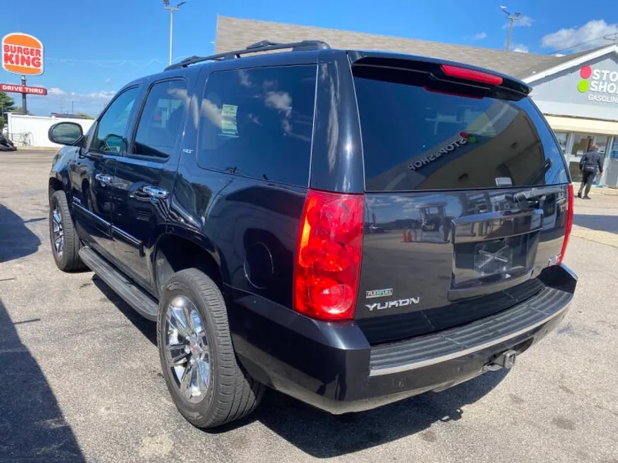 2012 Gmc Yukon SLT photo 1