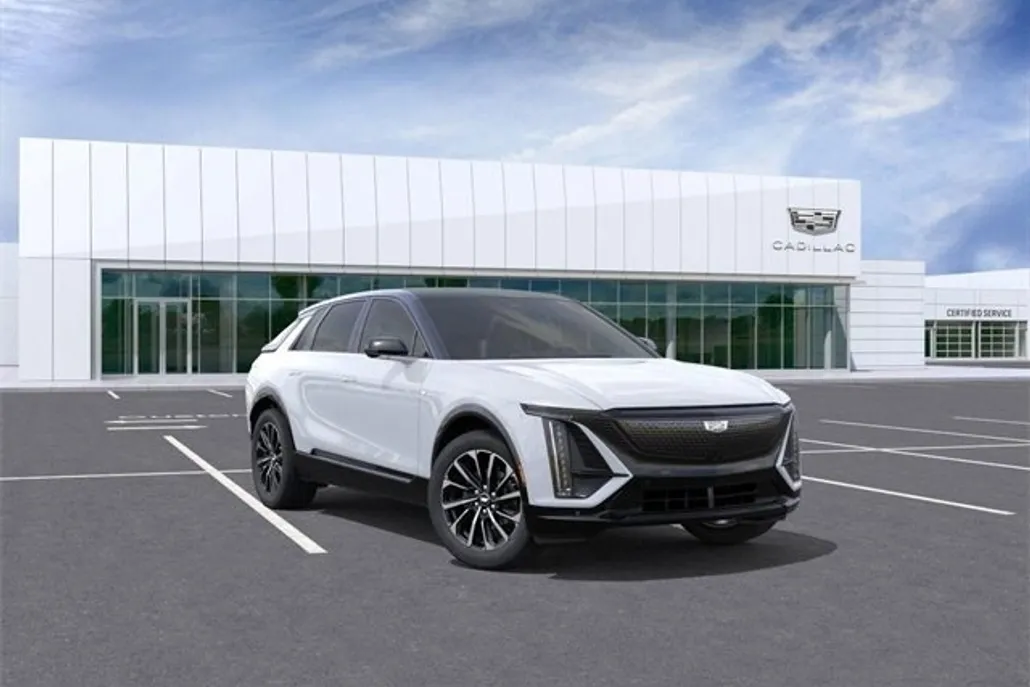 2026 Cadillac Lyriq Sport photo 1