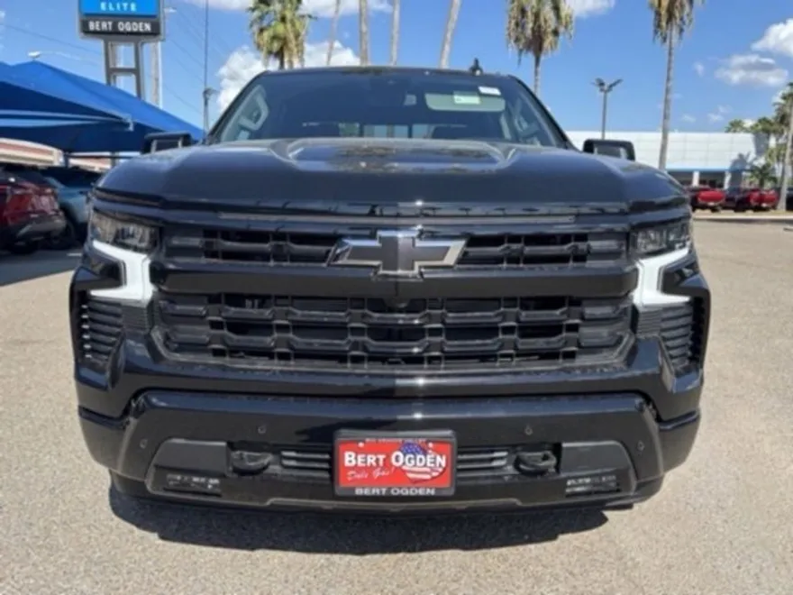 2026 Chevrolet Silverado 1500 RST photo 1