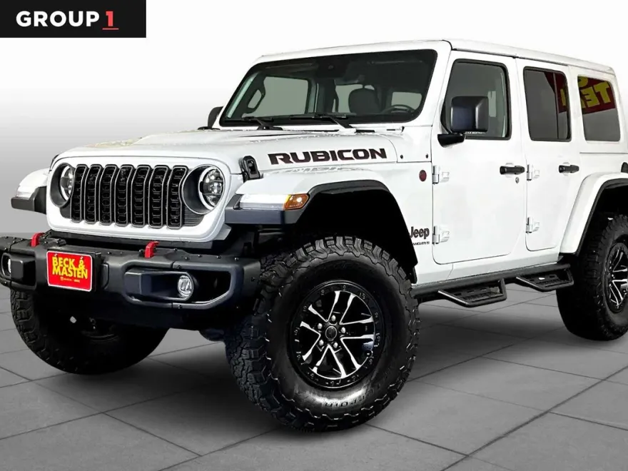 2025 Jeep Wrangler Rubicon X photo 1