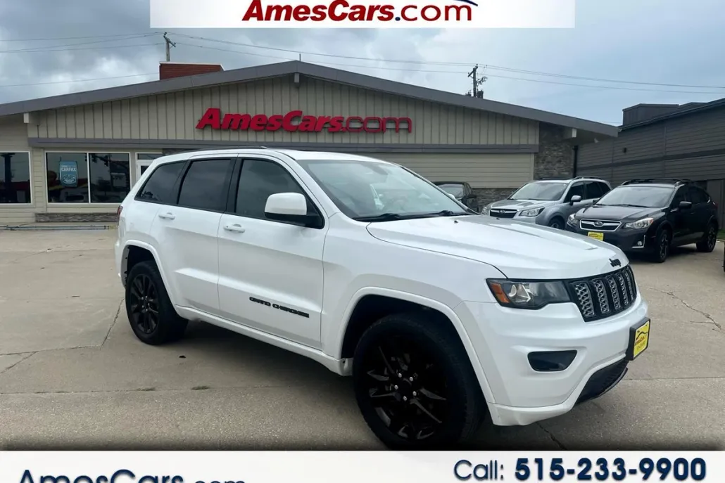 2020 Jeep Grand Cherokee Altitude photo 1
