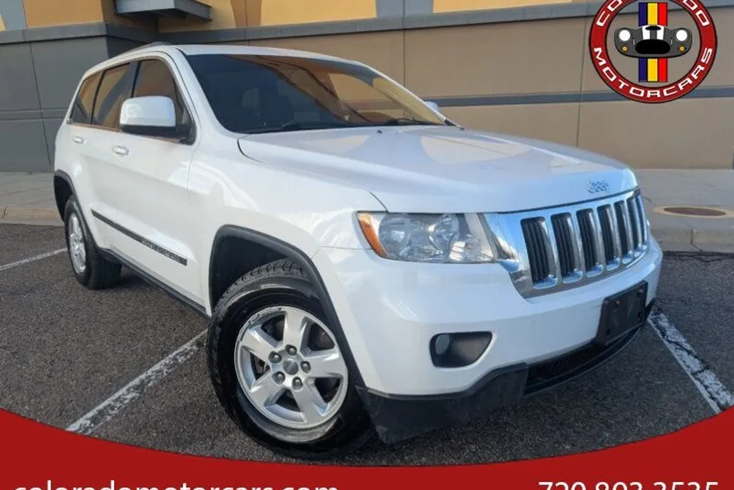 2013 Jeep Grand Cherokee Laredo photo 1