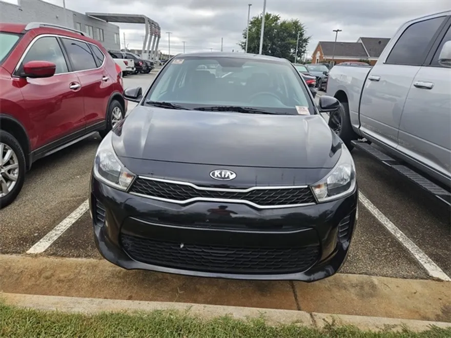 2019 Kia Rio S photo 1