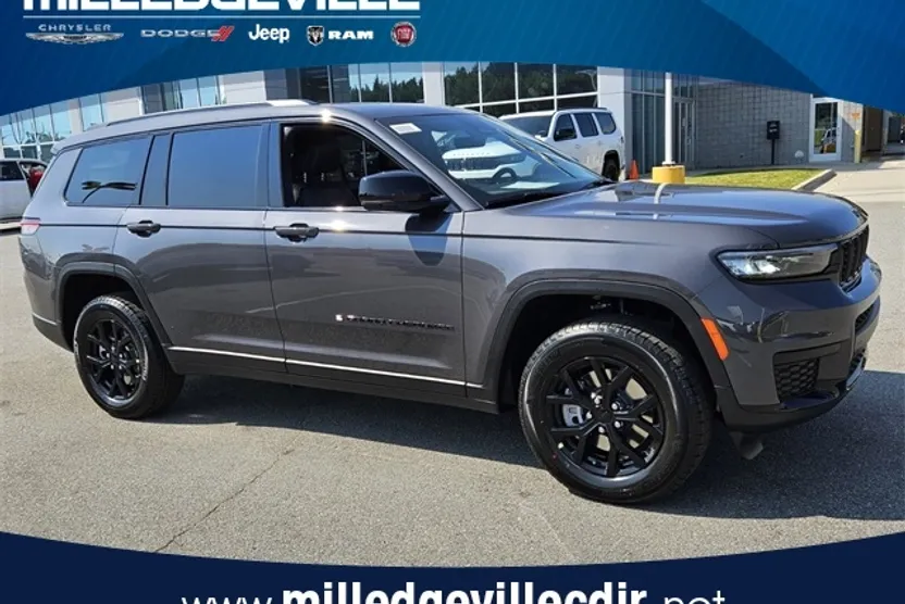 2025 Jeep Grand Cherokee Altitude X photo 1