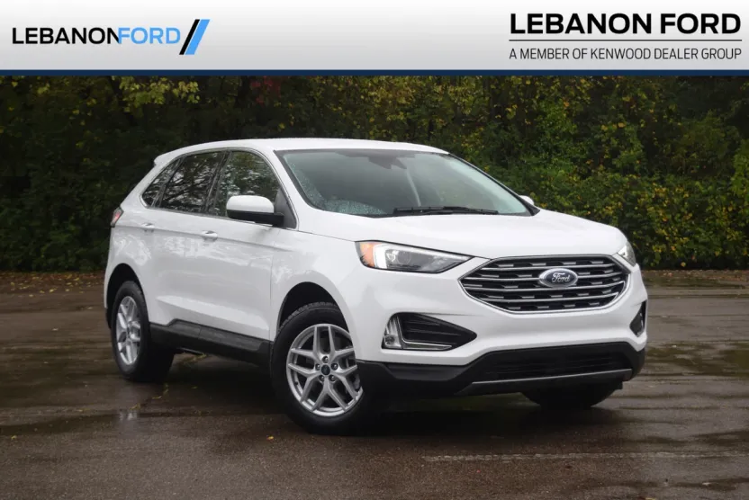 2022 Ford Edge SEL photo 1