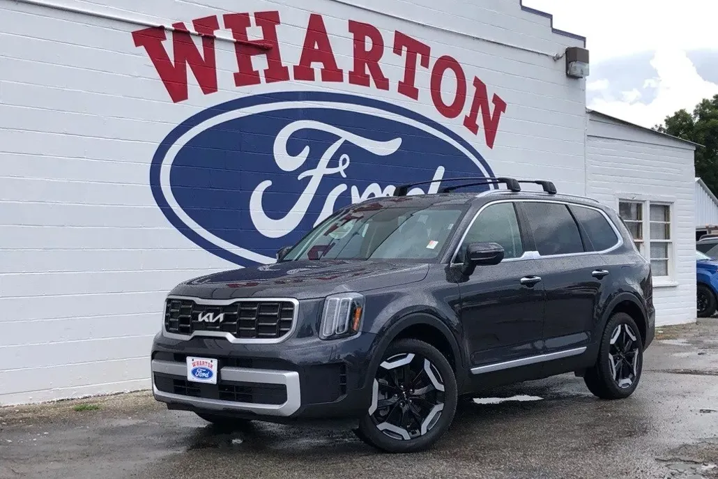 2025 Kia Telluride S photo 1