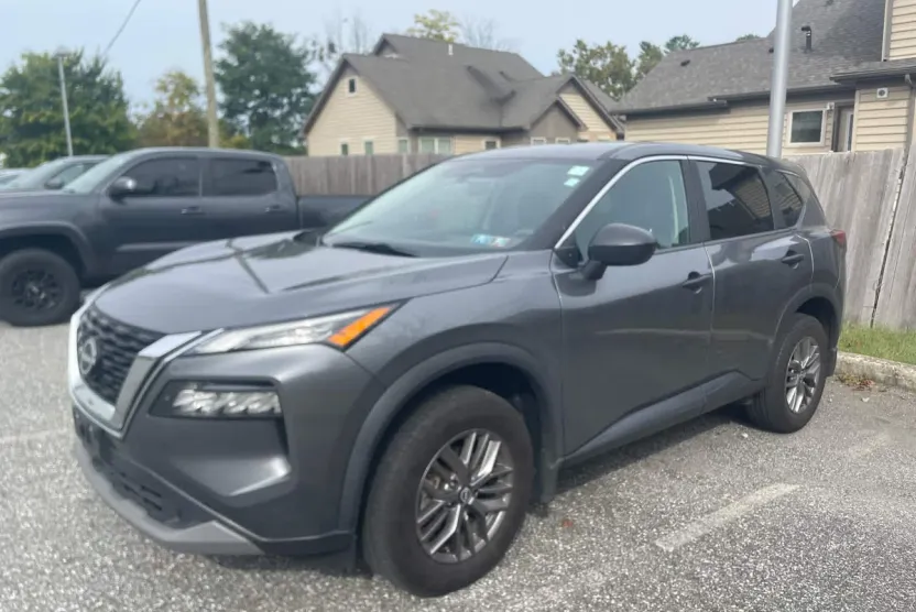 2023 Nissan Rogue S AWD photo 1
