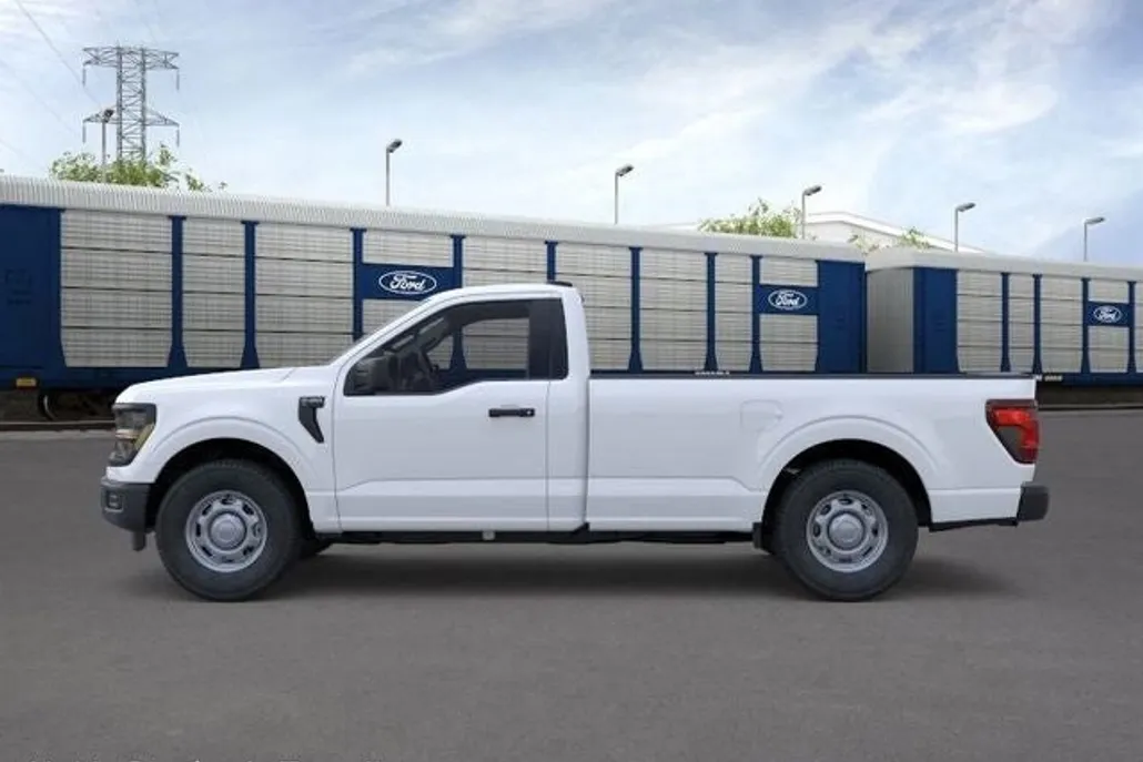 2025 Ford F-150 XL photo 1