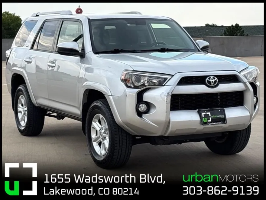 2015 Toyota 4Runner SR5 photo 1