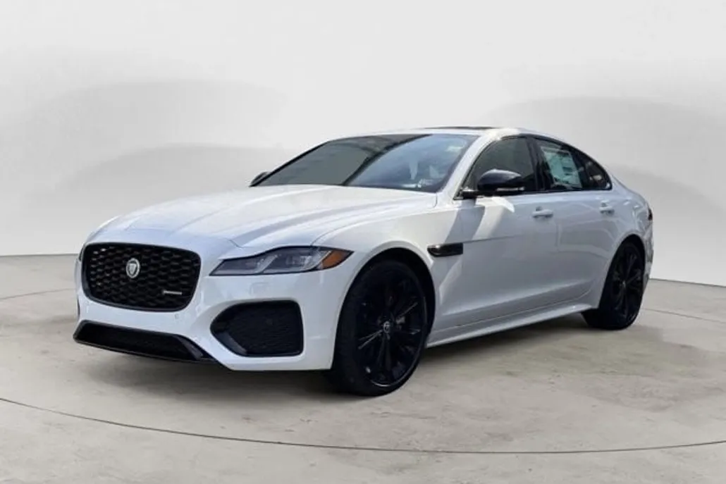 2024 Jaguar XF P300 R-Dynamic SE photo 1