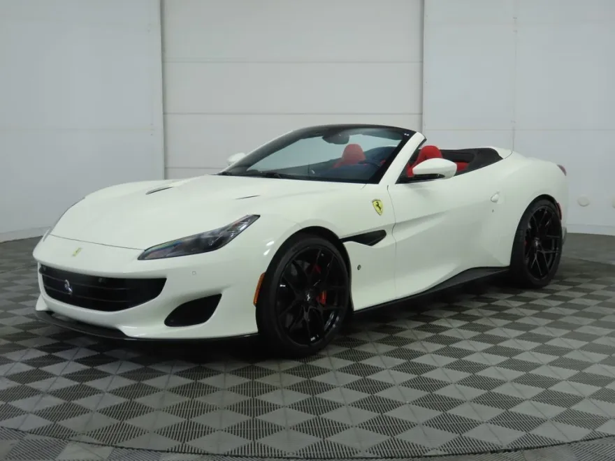 2019 Ferrari Portofino Base photo 1