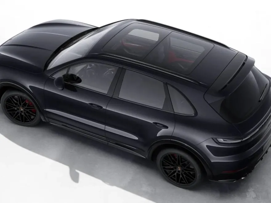 2026 Porsche Cayenne GTS photo 1