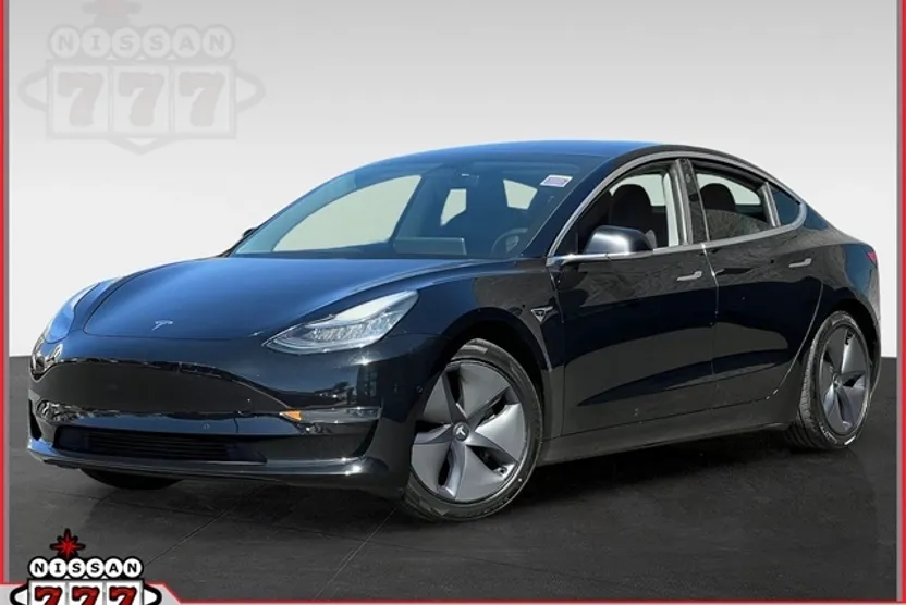 2020 Tesla Model 3 photo 1