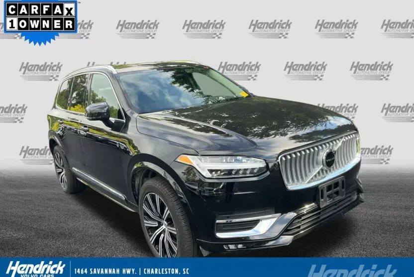 2025 Volvo XC90 Core photo 1