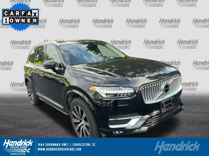2025 Volvo XC90 Core photo 1