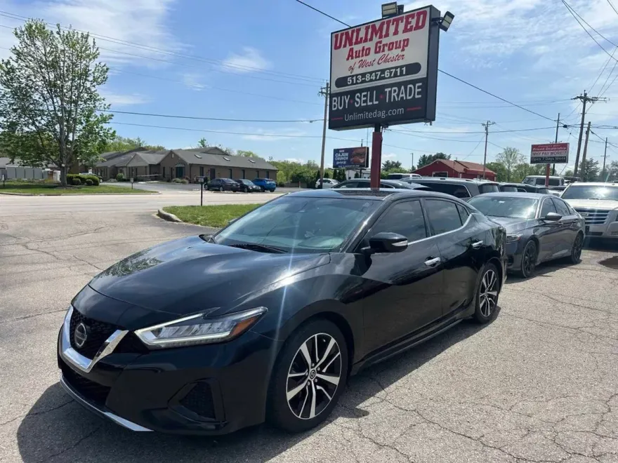 2021 Nissan Maxima SV photo 1