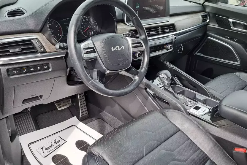 2022 Kia Telluride SX photo 1