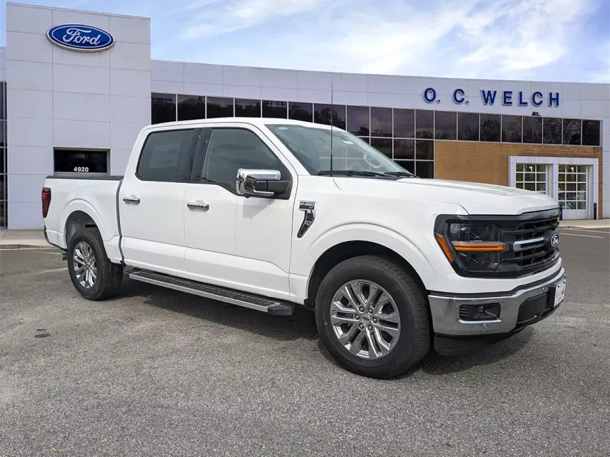 2025 Ford F-150 XLT photo 1