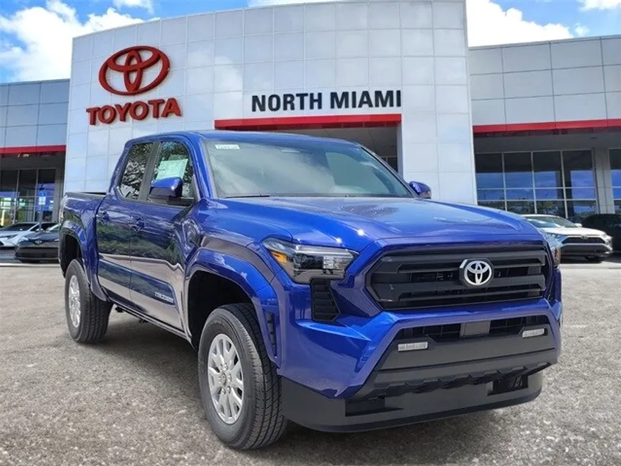 2025 Toyota Tacoma SR5 photo 1