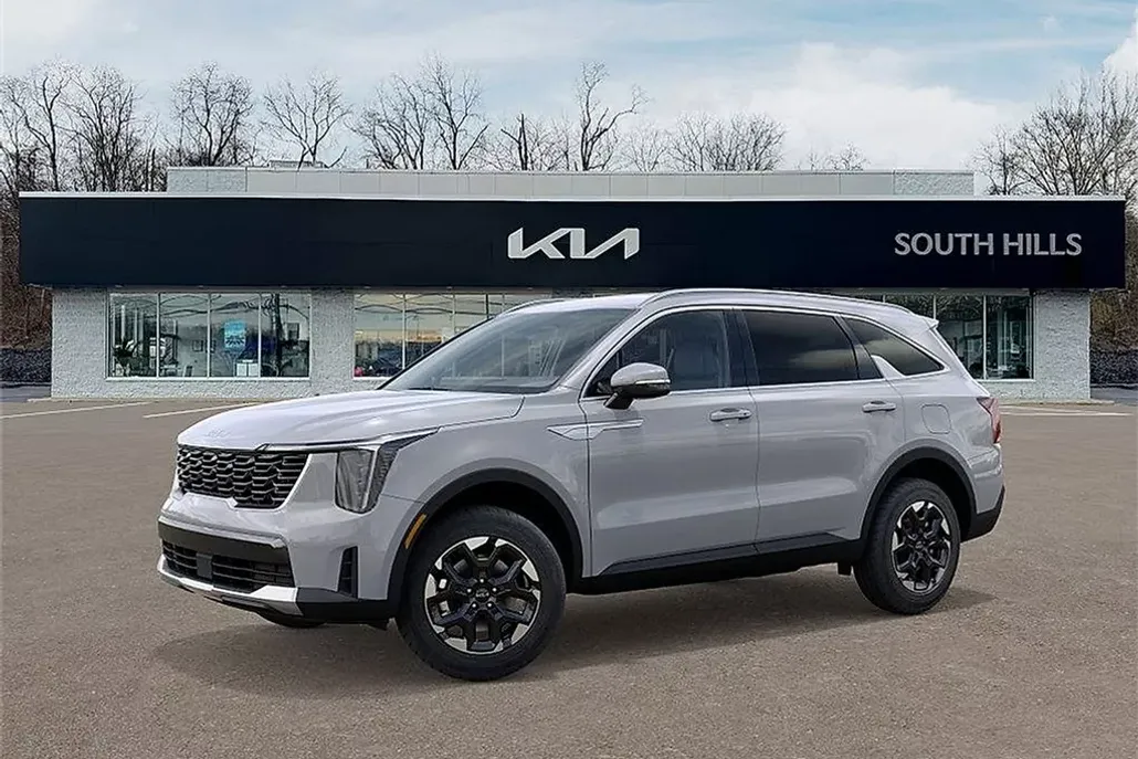 2025 Kia Sorento S photo 1