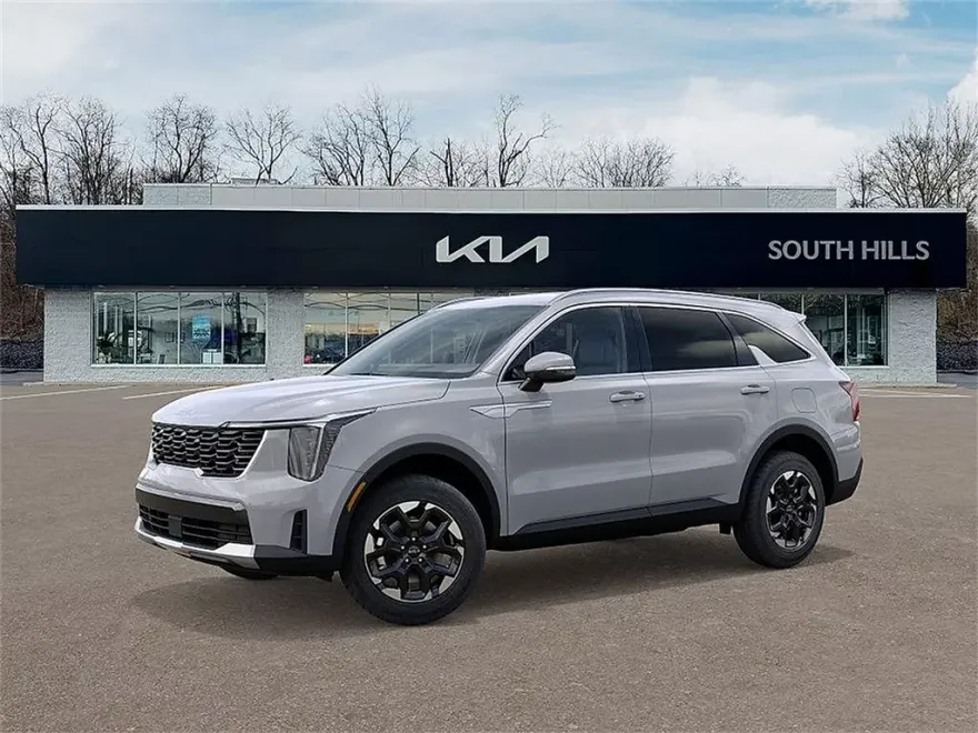 2025 Kia Sorento S photo 1