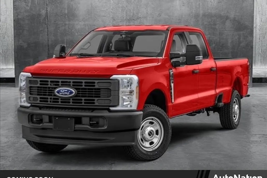 2025 Ford F-350 Lariat photo 1