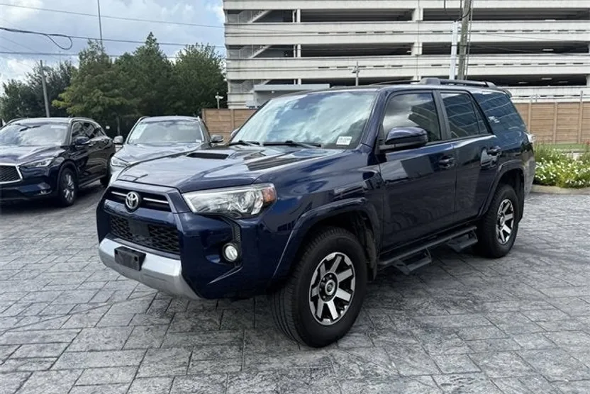 2020 Toyota 4Runner TRD photo 1