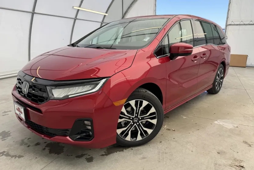 2025 Honda Odyssey Elite photo 1