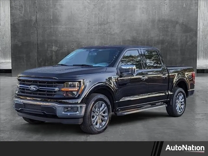 2025 Ford F-150 XLT photo 1