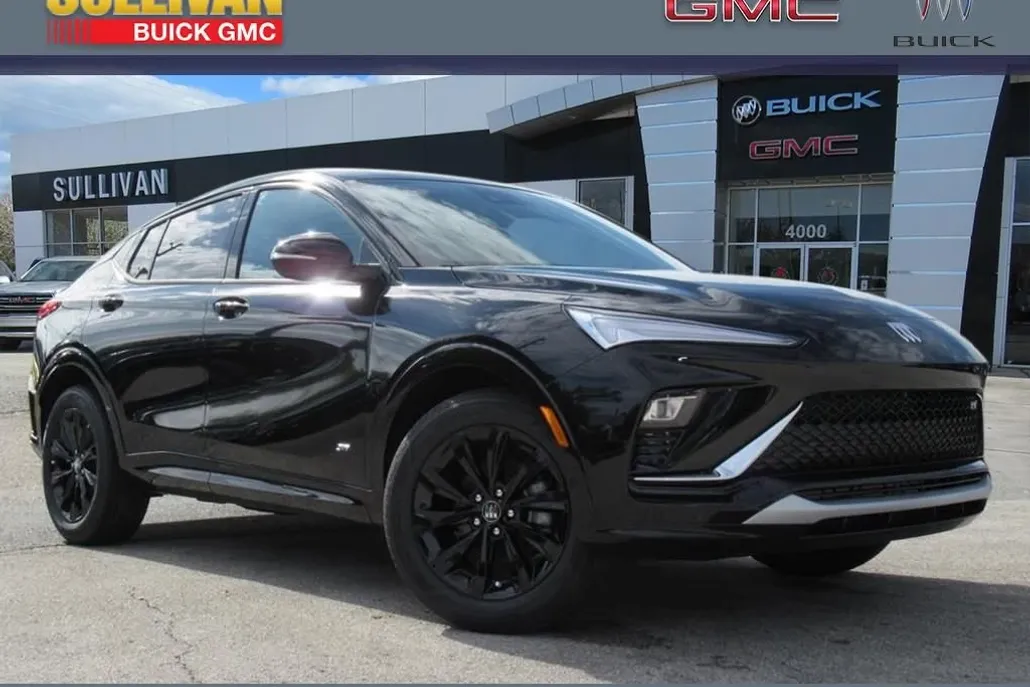 2025 Buick Envista ST photo 1