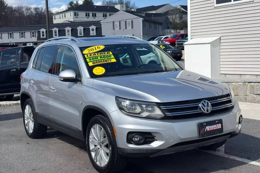 2016 Volkswagen Tiguan R-Line SEL photo 1
