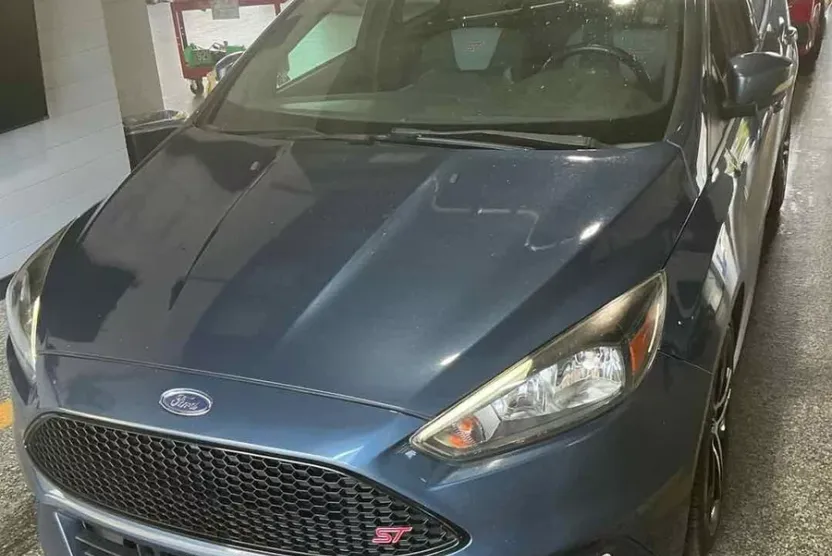 2018 Ford Focus ST photo 1