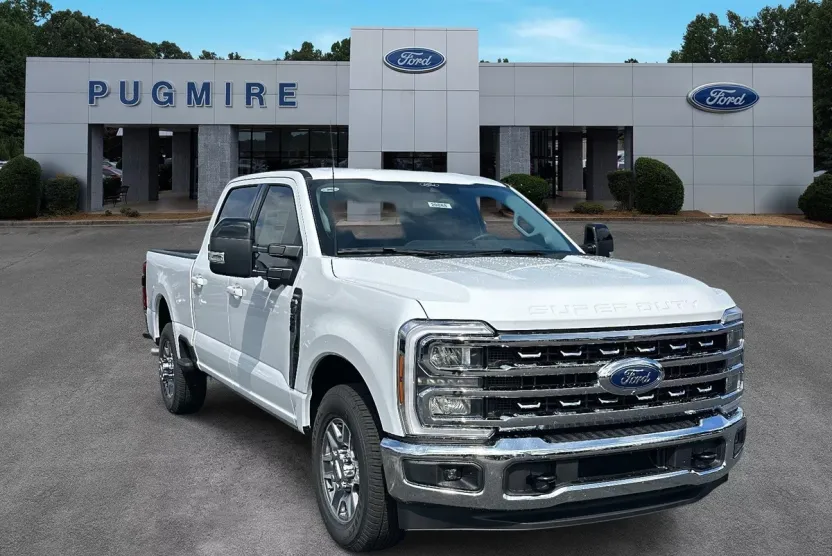 2026 Ford F-350 Lariat photo 1