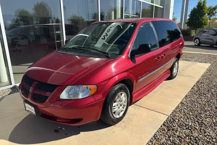 2003 Dodge Grand Caravan Sport photo 1