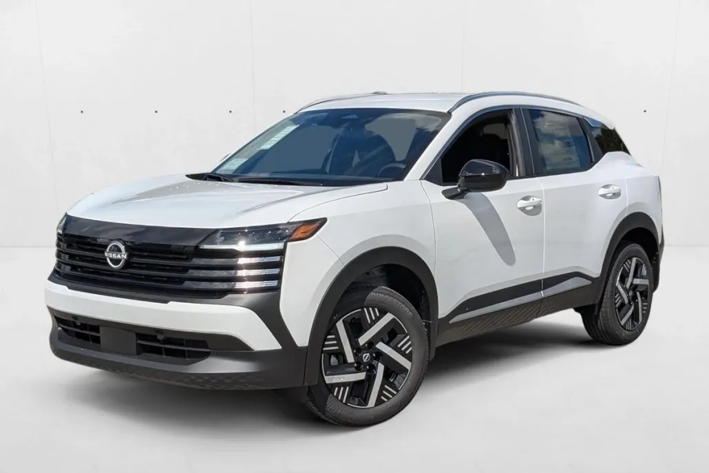 2026 Nissan Kicks SV photo 1